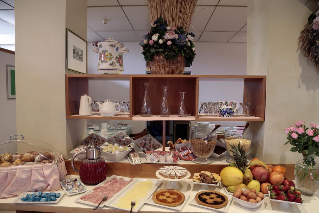 Cristallo Hotel 3*